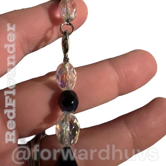 Black and Clear Faceted Rhinestone Necklace With Silver Tone Clasp - Picture 6 of 12